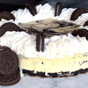 Cole's Custom Cheesecakes - Cookies and Cream Cheesecake