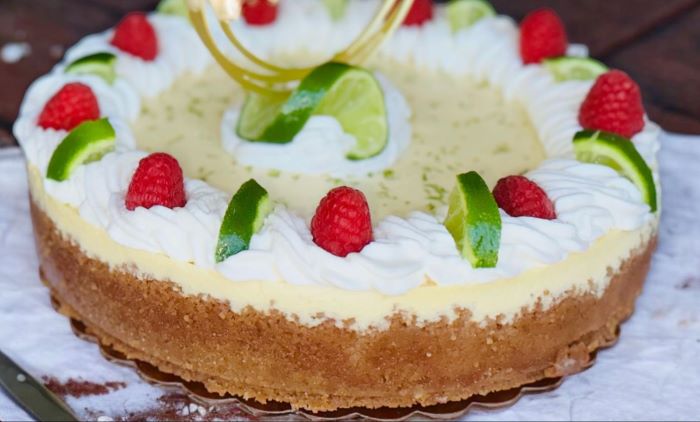 Cole's Custom Cheesecakes - Key Lime Cheesecake