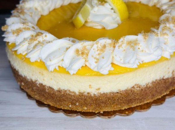 Cole's Custom Cheesecakes - Lemon Curd Cheesecake